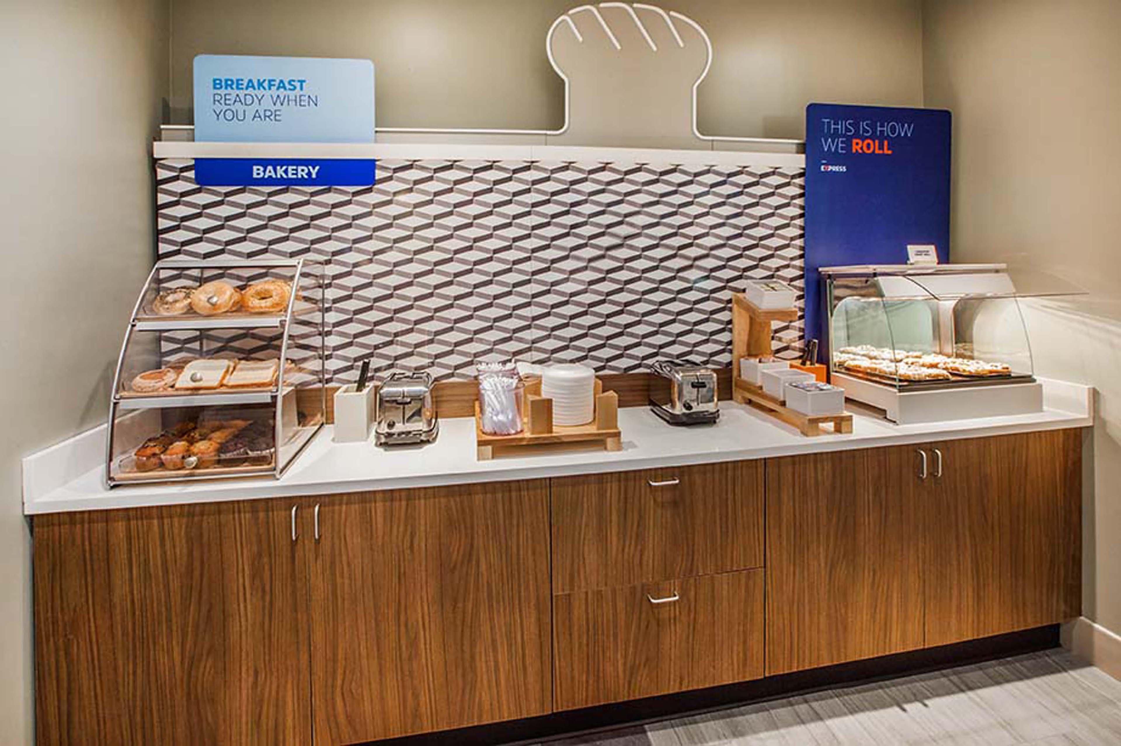 Holiday Inn Express & Suites Halifax - Bedford By Ihg Bagian luar foto