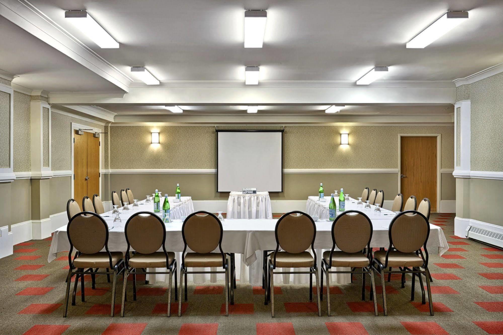 Holiday Inn Express & Suites Halifax - Bedford By Ihg Bagian luar foto